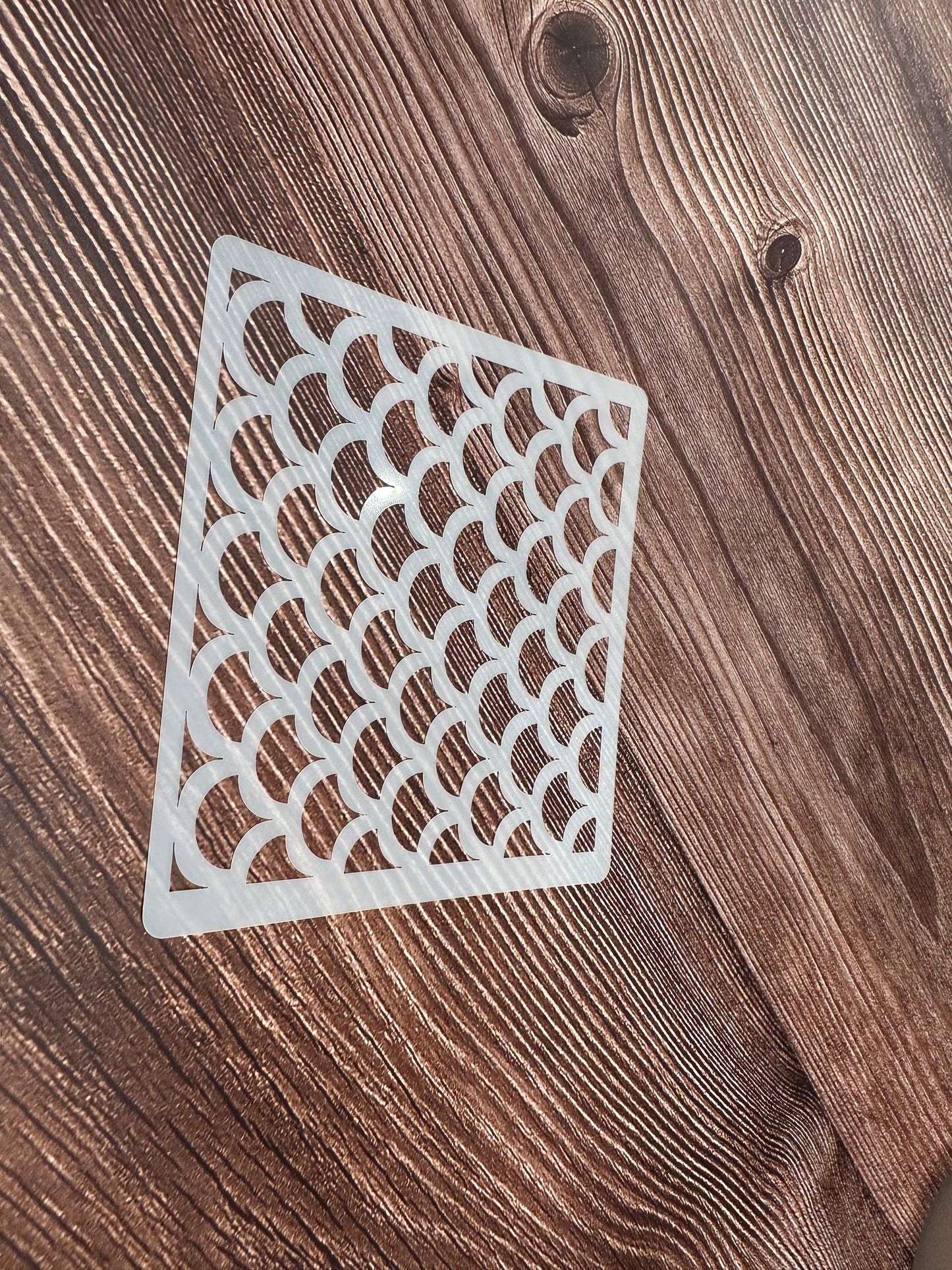 Stencil Prägematte Schuppen